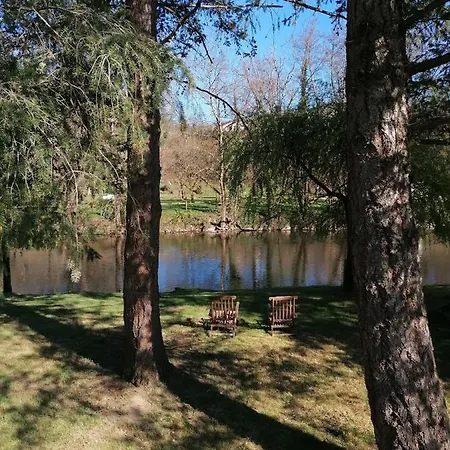 La Aux Ecrevisses - Les Pieds Dans L'eau Hébergement de vacances